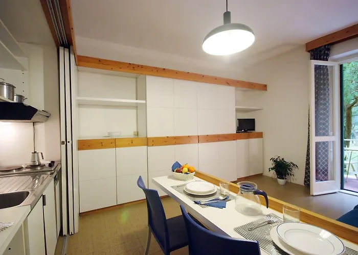 Golfo Della * Lacona