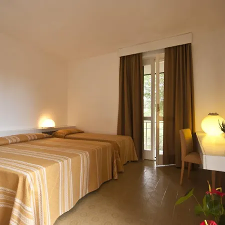 Golfo Della * Lacona