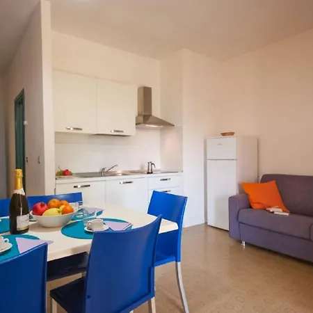 Golfo Della * Lacona